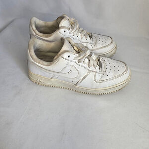 Women's Fila White Sneakers